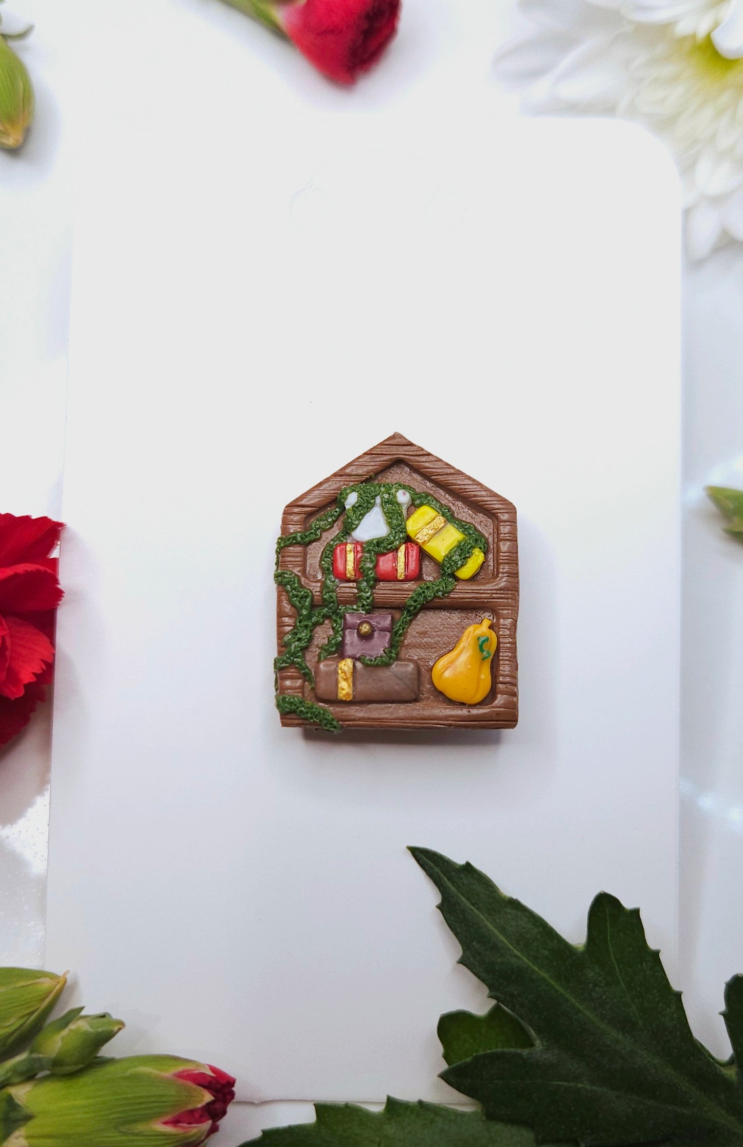 2 slot bookshelf magnet